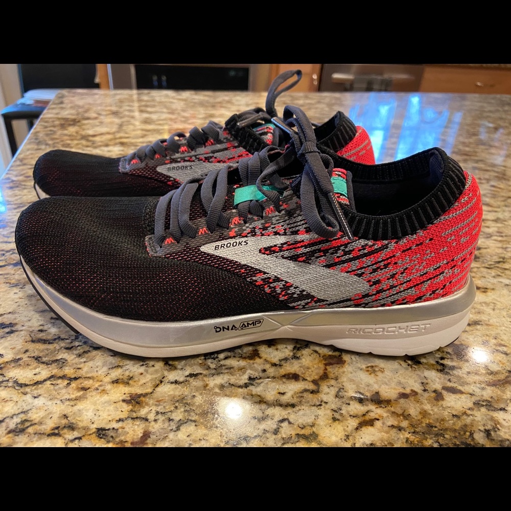 Brooks Ricochet Running Shoes 7.5